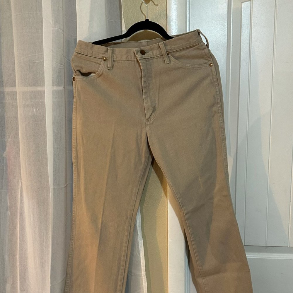 Wrangler Tan/Light Wash Jeans